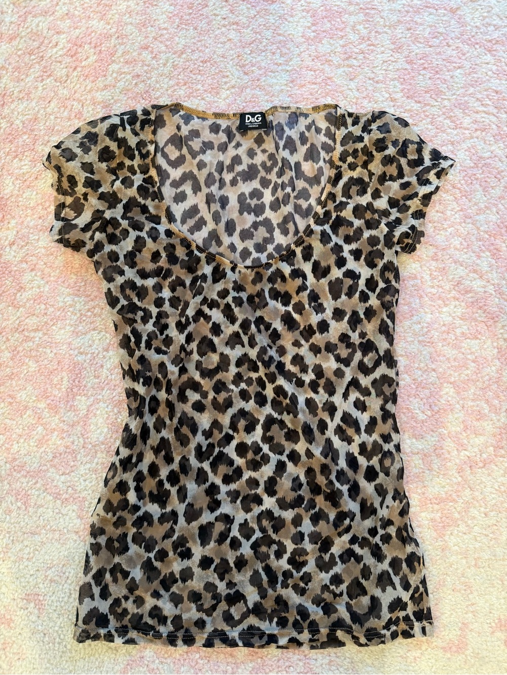 D&G Leopard Print Scoop Neck Short Sleeve Top in Brown and Black